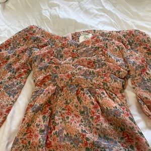 Long sleeve floral top